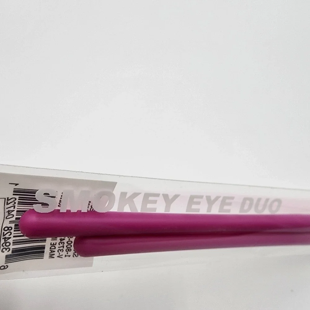 Smokey Eye Duo Brushes By Japonesque 2‎ Brushes Per Pack New Factory Sealed